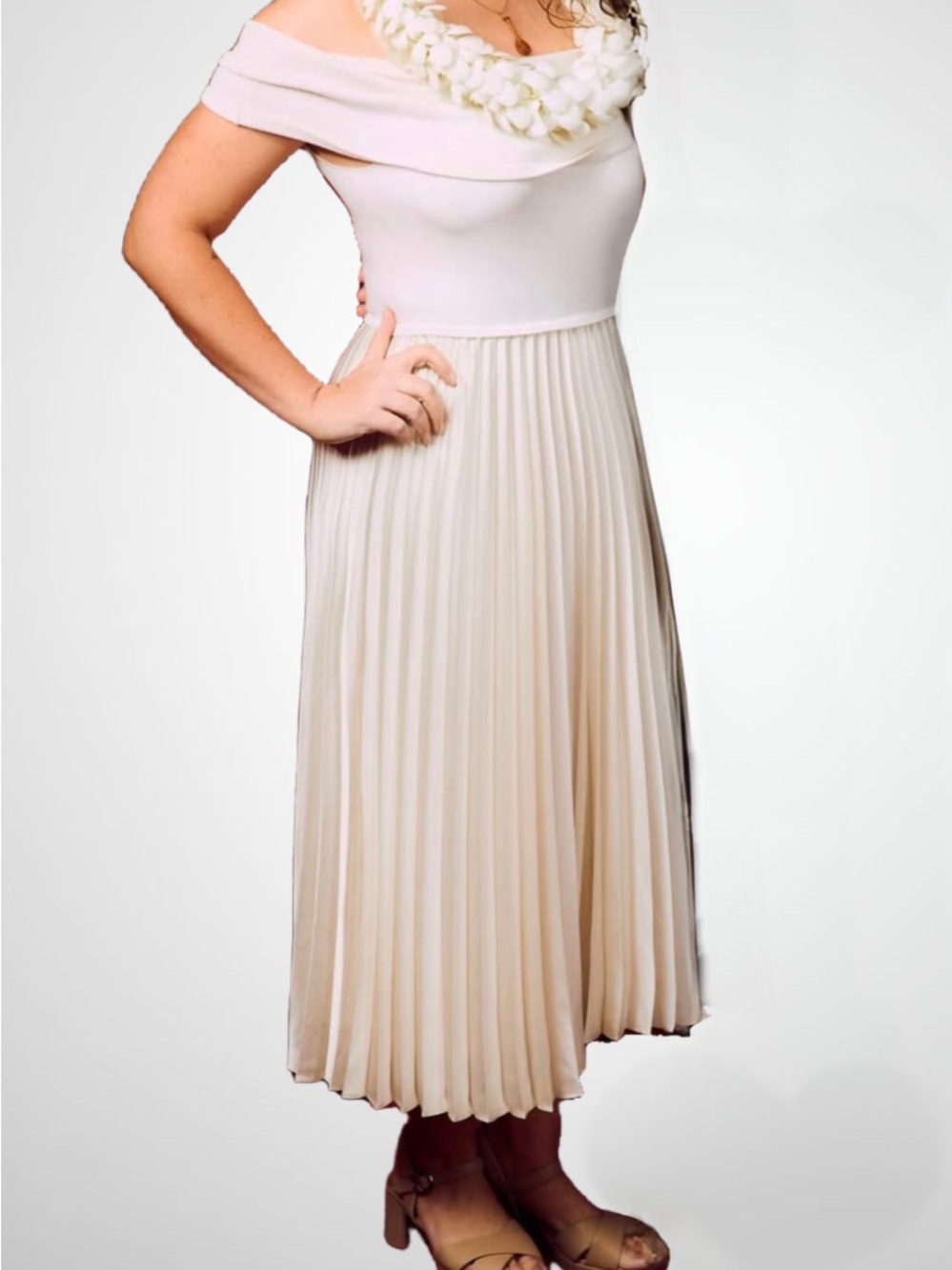 GUESS by Marciano Makayla Dress in Pearl, Size 46 (US 16 or XL)